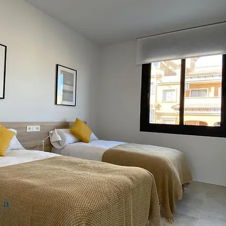 Beautiful New South Facing With Large Terrace